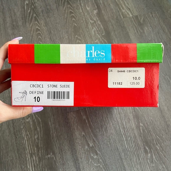 Charles by Charles David Suede Platform Heels - Picture 2 of 6